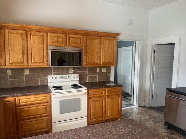 Foto del edificio - Renovated Bungalow