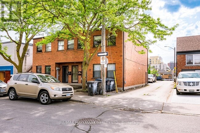 Building Photo - 10 Snider Ave