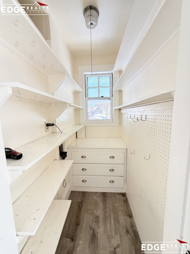 Photo - 62 S Hobart St Apartment