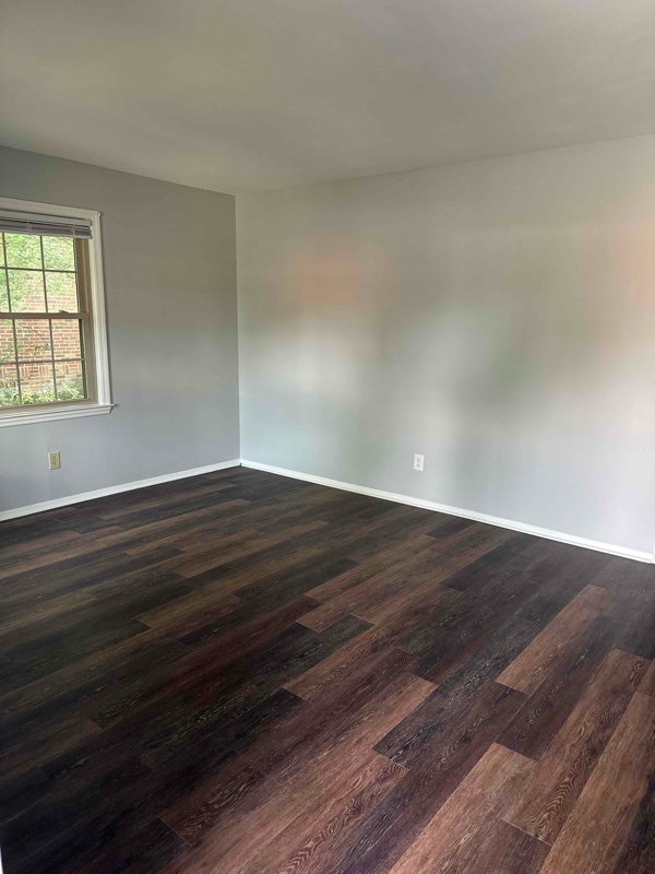 Building Photo - 1310 Queens Rd