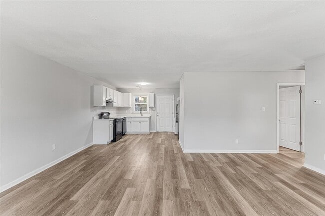 Building Photo - Homestead Duplexes