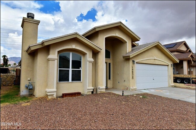 Building Photo - 10937 Northview Dr