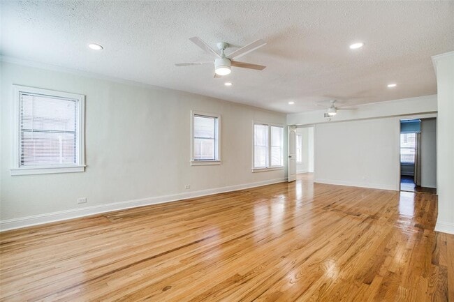 Building Photo - 3330 Rosedale Ave