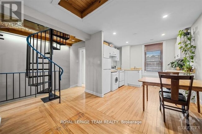 Building Photo - 21 Arlington Ave