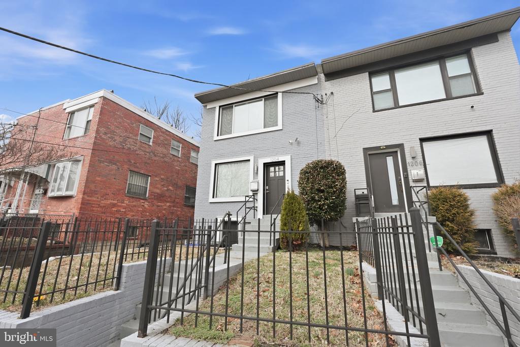 Photo - 1204 Trenton Pl SE (Washington, DC)