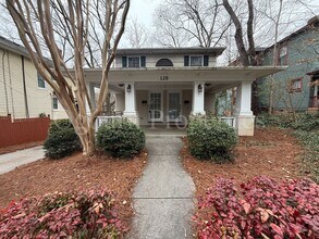 Building Photo - 120 Crafton St