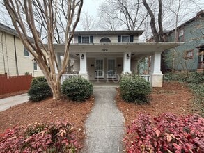 Building Photo - 120 Crafton St