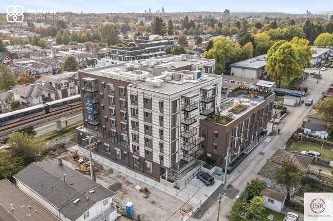 Building Photo - 5085 Mchardy St