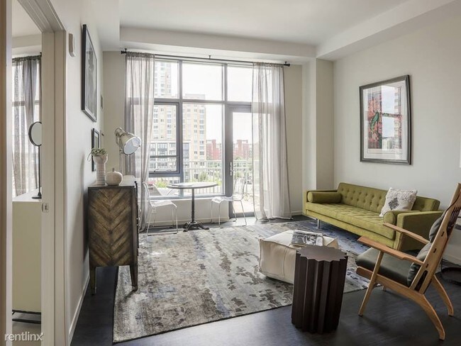 Foto del edificio - 1 br, 1 bath Apartment - 2 Education Cir # 1O