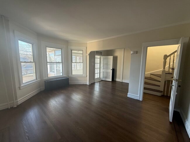 Building Photo - 105 Highland Ave