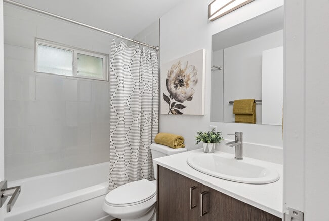 Baño - Highland Palms