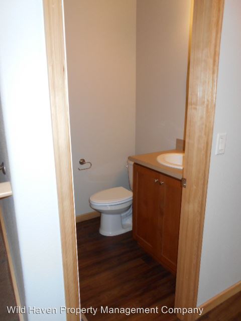 Foto del edificio - 664 SW Taft St