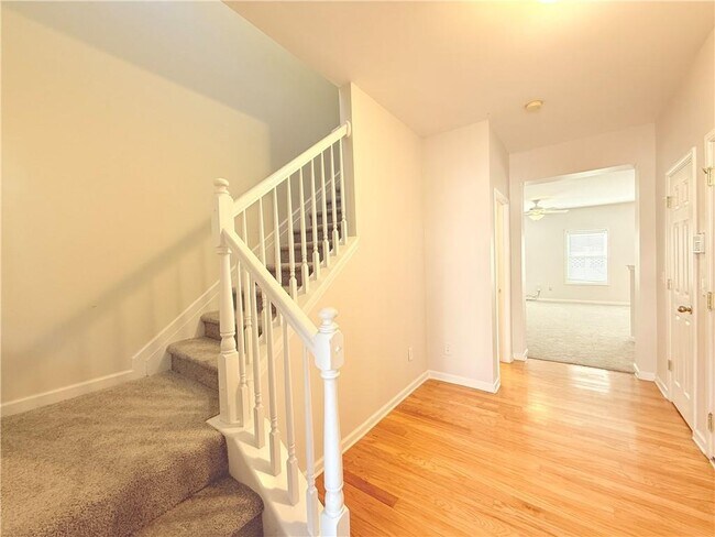 Foto del edificio - 1833 Willow Branch Ln