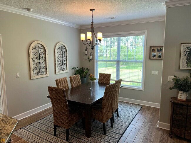 Building Photo - 96 Spyglass