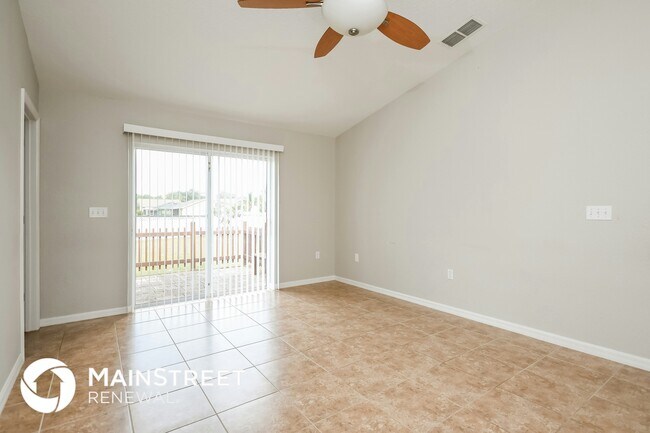 Foto del edificio - 1610 Merrimack Ct