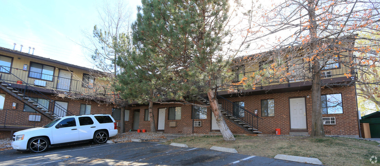 Primary Photo - 1170 Brinkby Ave