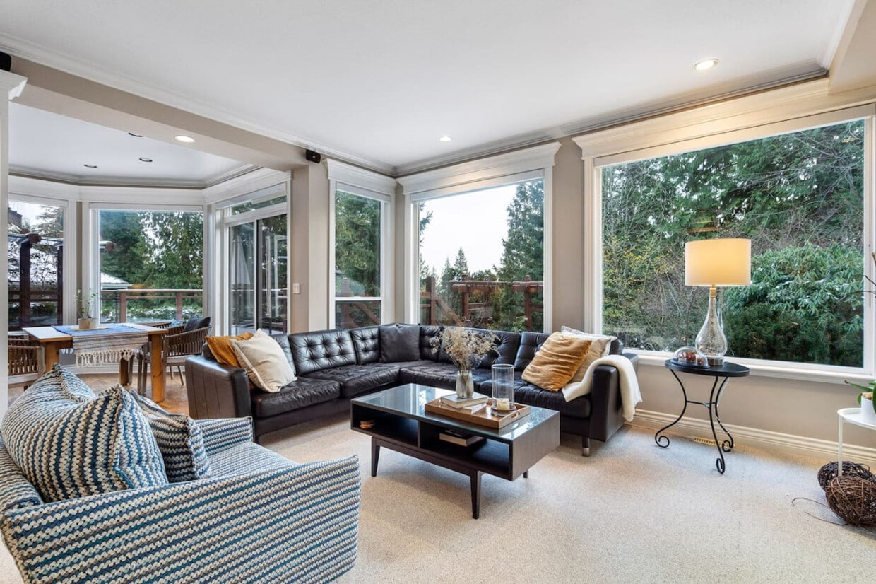 Photo principale - 935 Sauve Ct