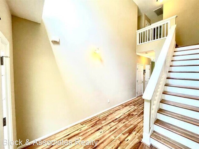 Building Photo - 3 br, 2.5 bath House - 112 Annotto Bay Lane