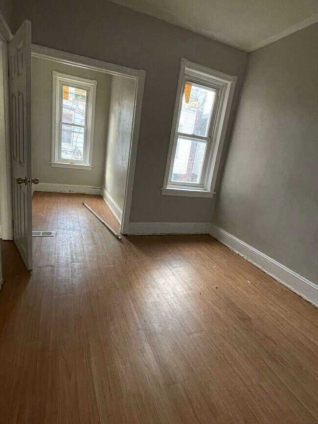 Foto del edificio - 4530 N Hicks St
