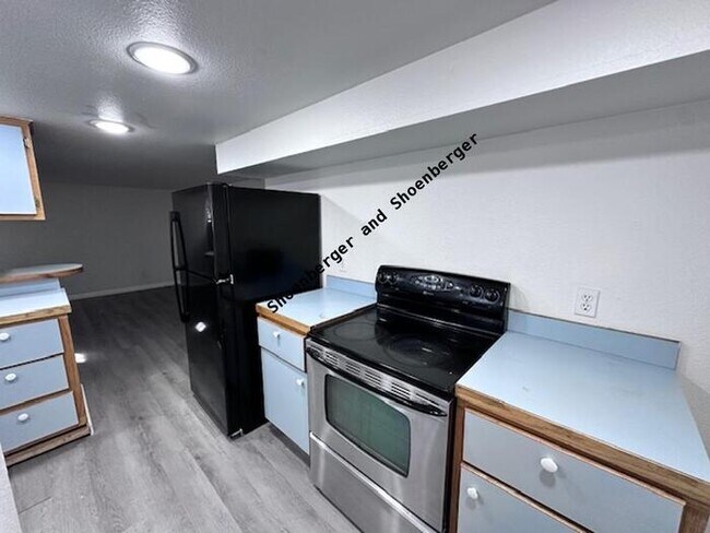 Foto del edificio - 766 West Street B