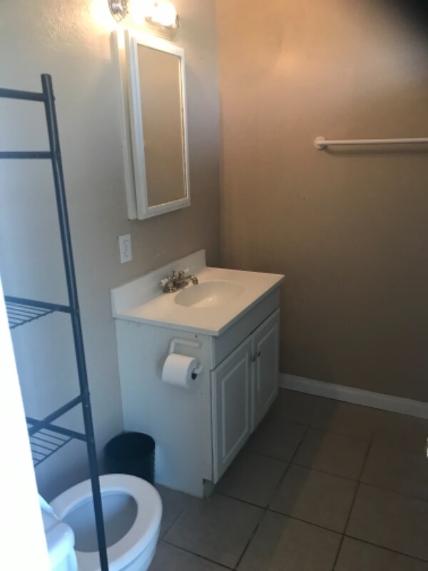 Foto del edificio - 11815 Nancy Ave