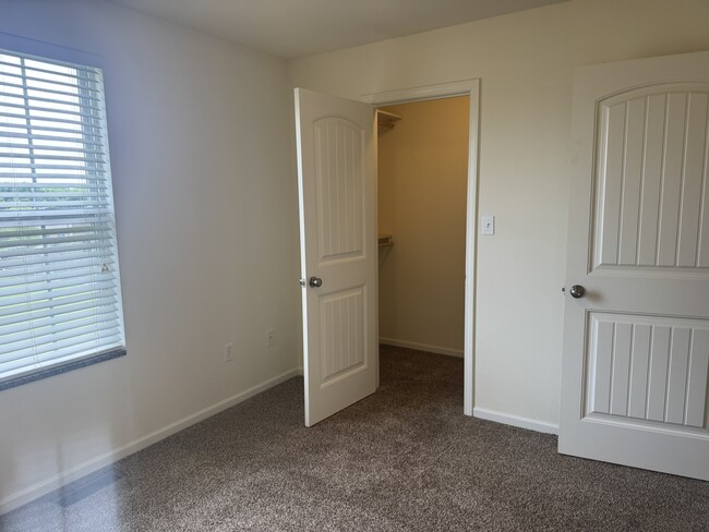Building Photo - 2970 Doreli Ln
