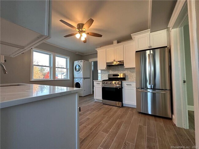 Foto del edificio - 34 Woodland Pl
