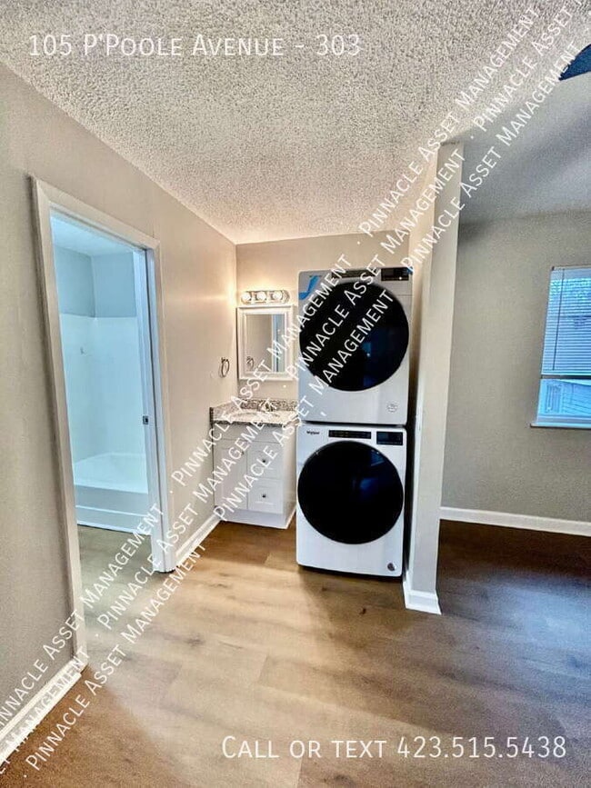 Foto del edificio - 105 P'Poole Ave