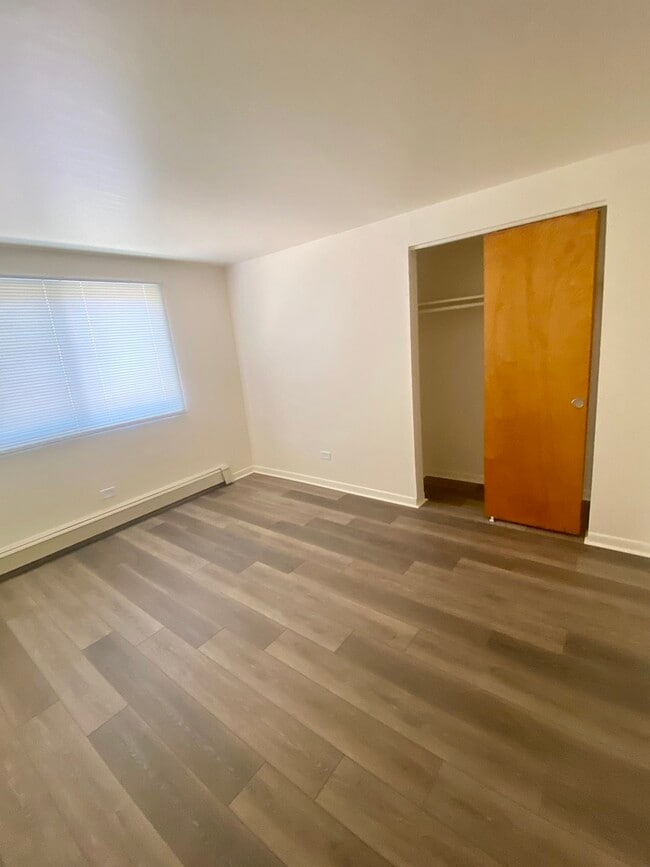 Building Photo - 7809 Rutherford Ave