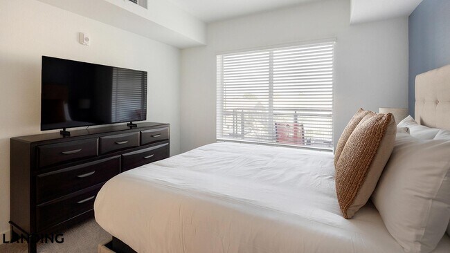 Foto del edificio - 1760 S Crismon Rd