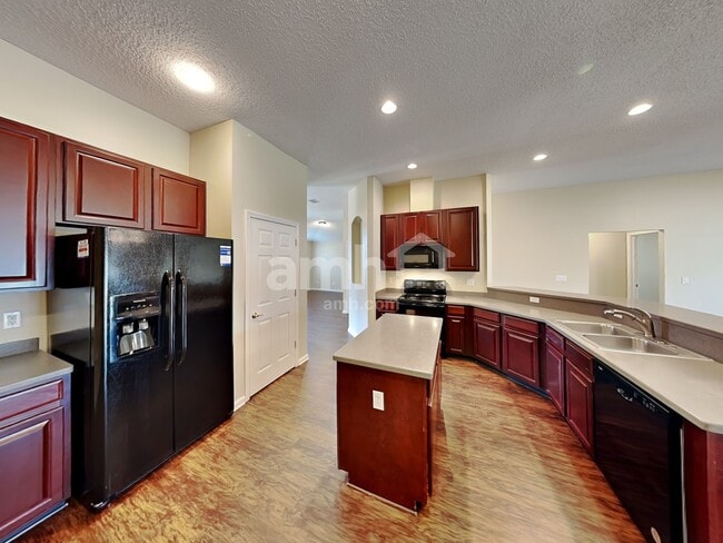Building Photo - 644 Acorn Chase Dr