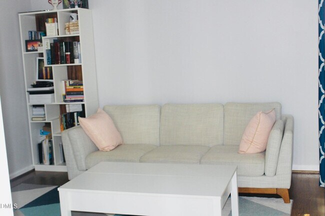 Foto del edificio - 1517 Wood Spring Ct