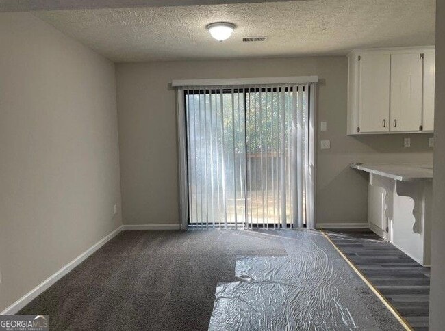 Building Photo - 1052 Dassow Ct