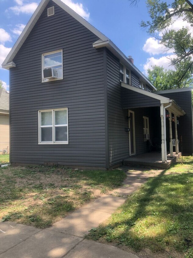 Foto principal - 1829-1829 1/2 Greenbush - HBS