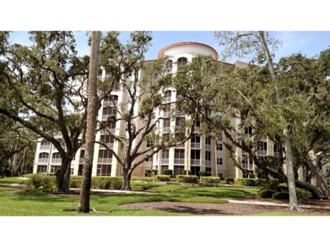 Foto del edificio - Palm Coast Resort Condo with Intracoastal ...