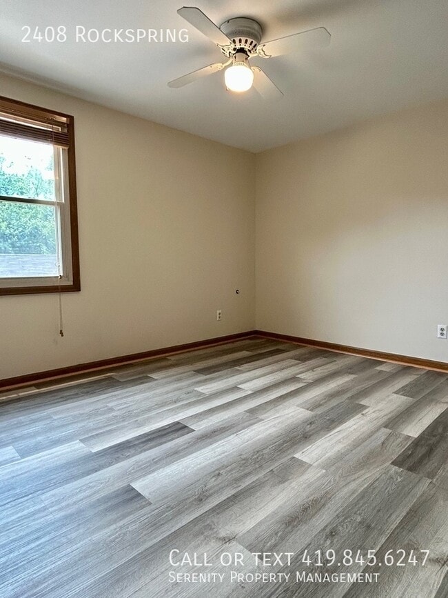 Building Photo - Must See! Adorable  Two Bedroom Townhome A...
