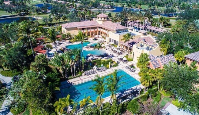 Foto del edificio - ** PRIVATE POOL HOME IN PALMIRA COUNTRY CLUB BELLA VITA ** 3 BEDROOMS\4 BATH LUXURY UNFURNISHED H...