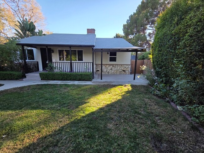 Front of house - 11536 Cumpston St