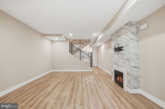 Foto del edificio - 3620 13th St NW