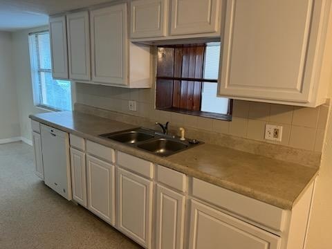 Kitchen cabinets - 1473 N Ronald Reagan Blvd