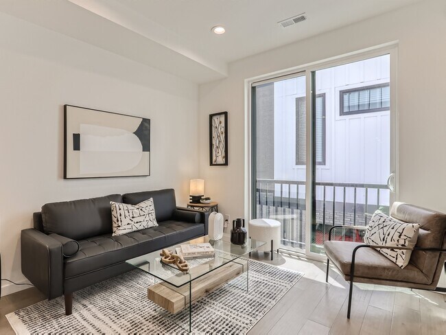 Foto del edificio - 1920 Hooker St