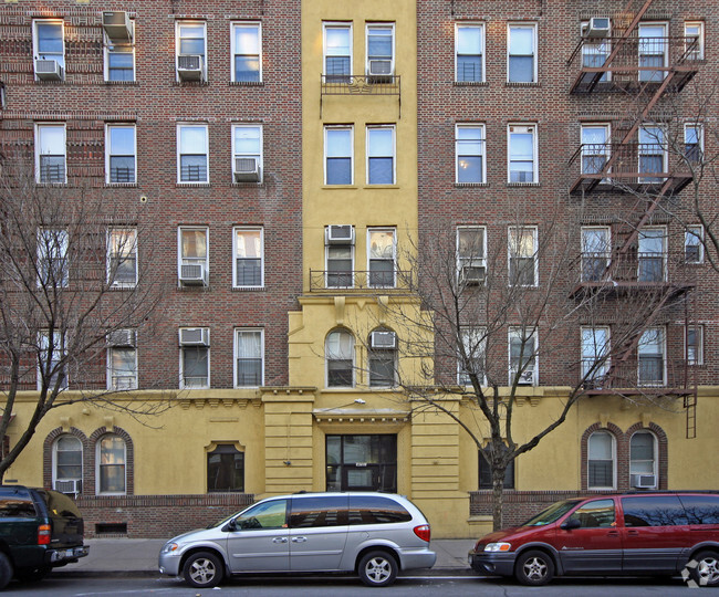 Building Photo - 4701 15th Ave