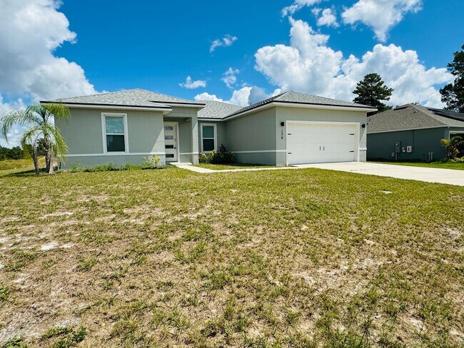 Building Photo - Charming 4 Bedroom, 2 Bathroom Home in Poi...