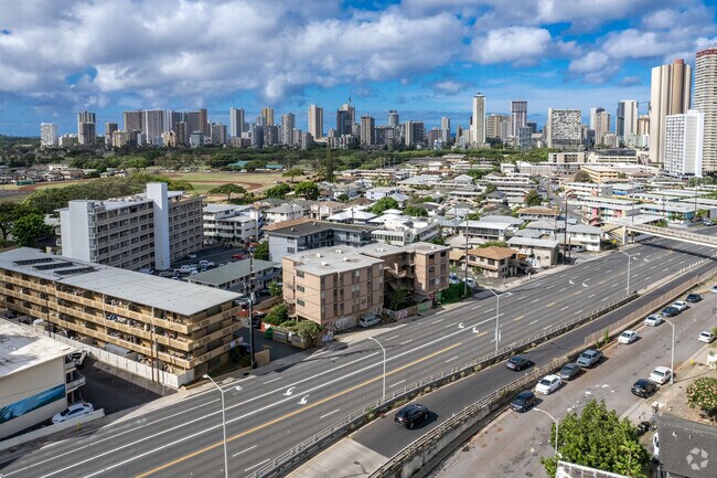 Foto aérea - Iolani Terrace