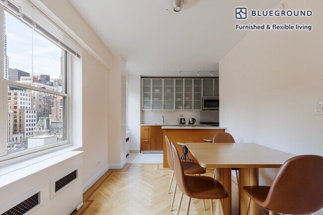 Foto del edificio - 30 Park Ave