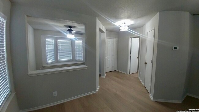 Building Photo - 146 Cindy Lou Dr