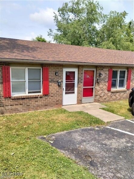 Foto principal - 31 1/2 Elm Street Unit A1