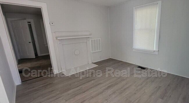 Building Photo - 308 W Sullivan St