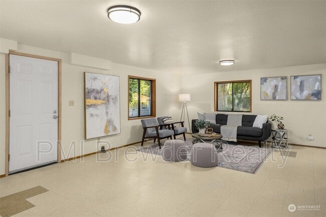 Foto del edificio - 5621 126th St SE