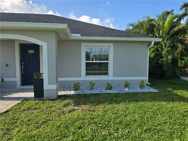 Foto del edificio - 1328 SW 27th Terrace